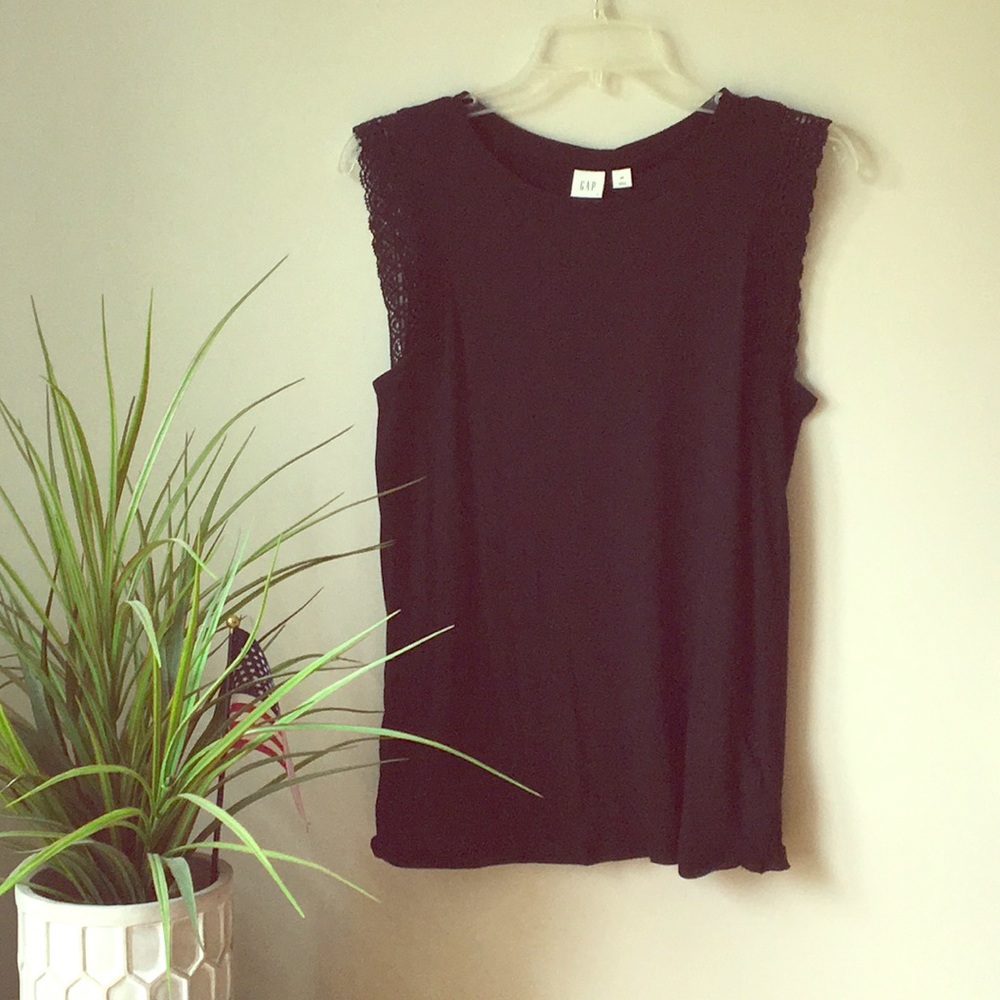 Sleeveless top